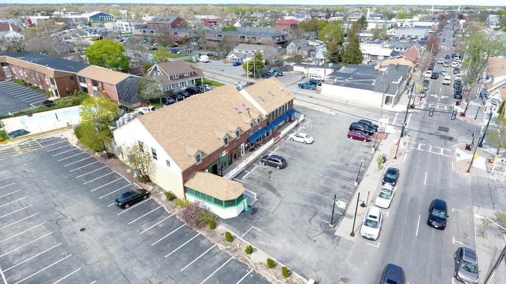 640 Main St - Photo 1