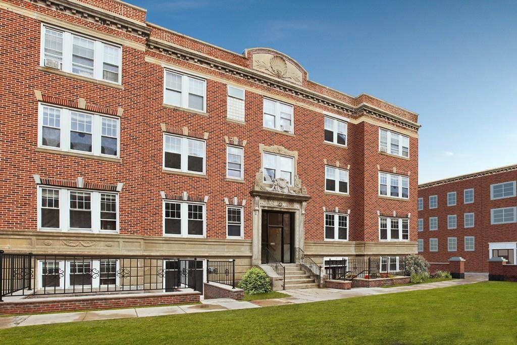 3 Greenway Court - Photo 1