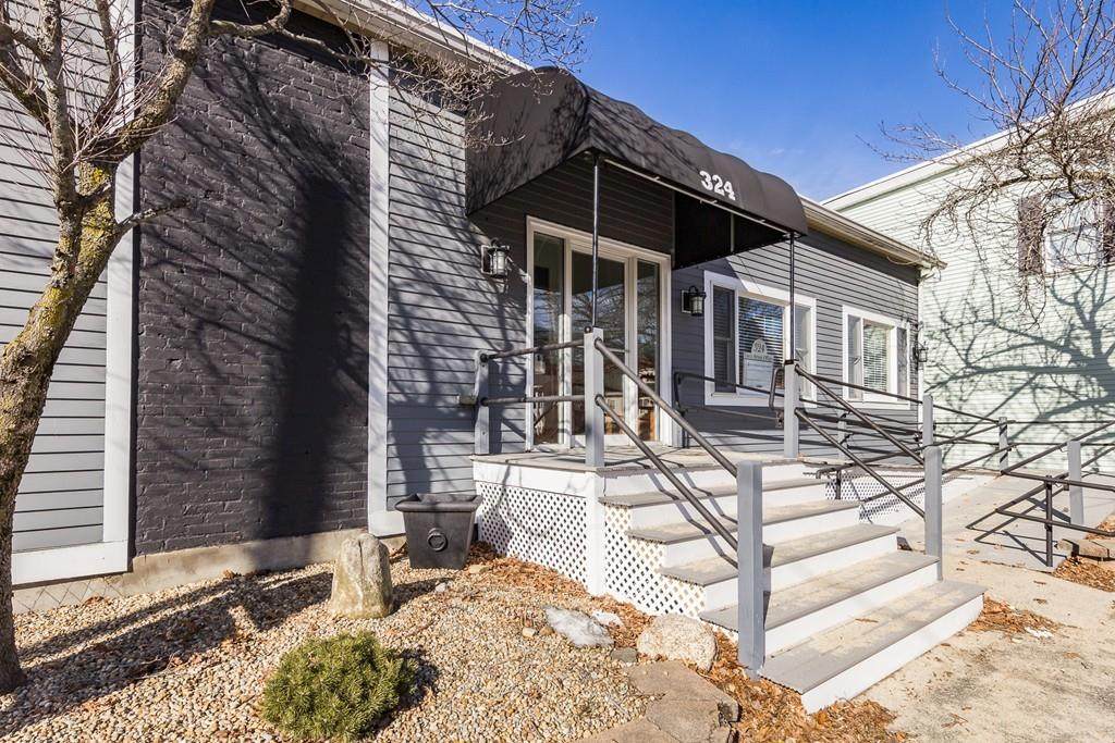 324 Essex Street - Photo 1