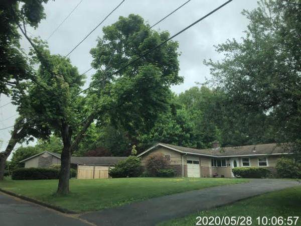 32 Dick Dr - Photo 1
