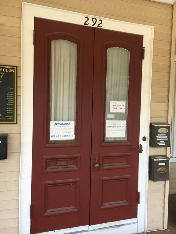 203 N. Main St - Photo 1