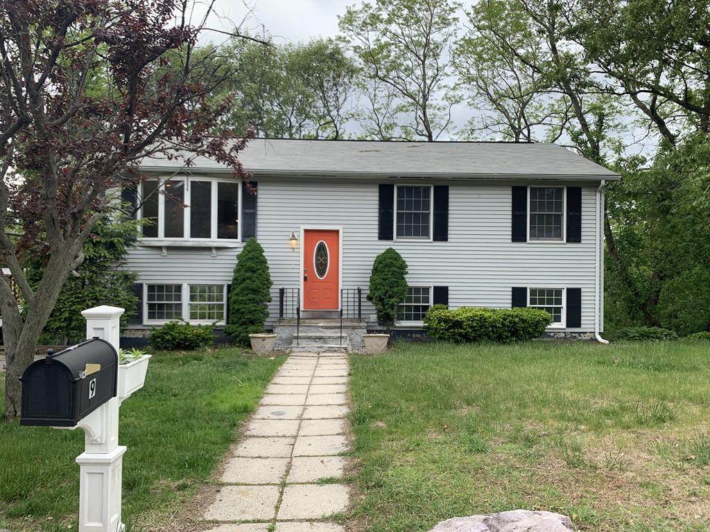 9 Midland Ave - Photo 1