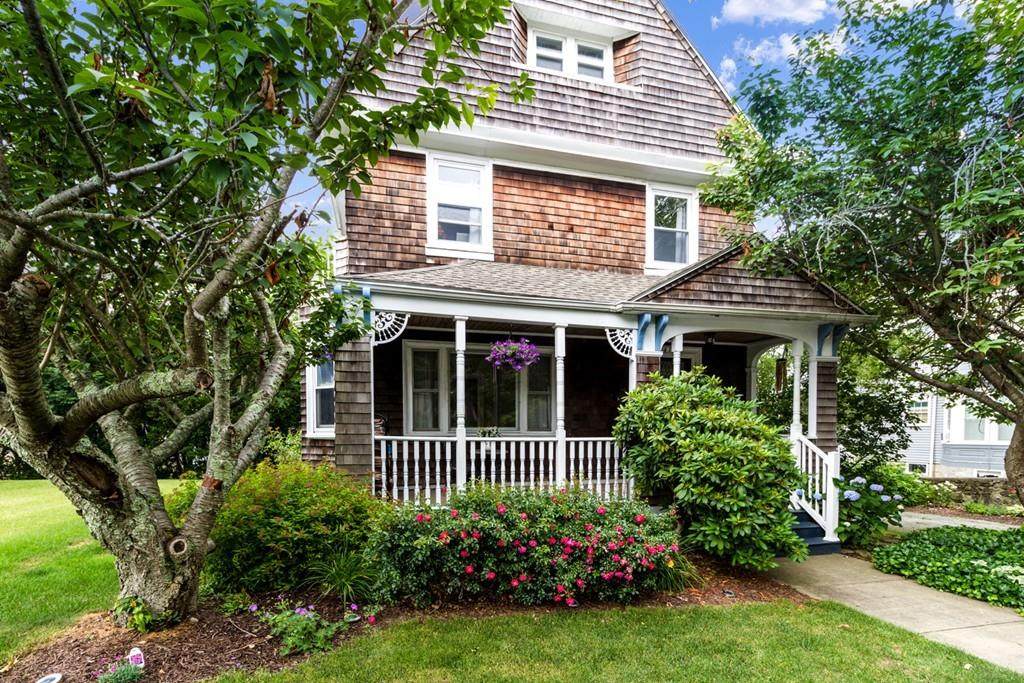 724 High St - Photo 1