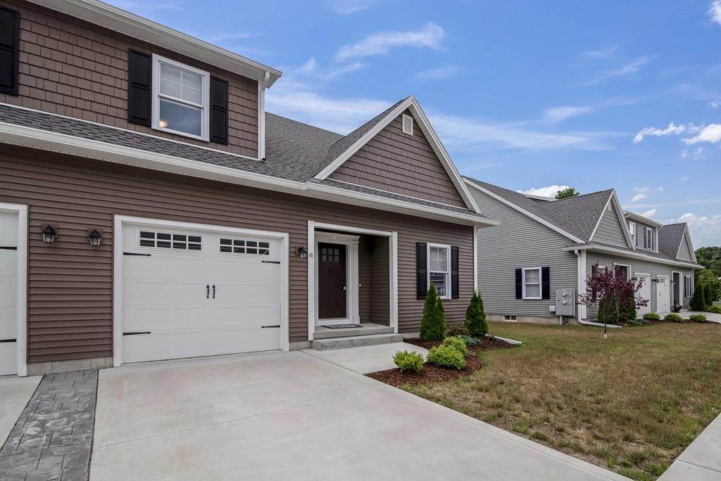 6 St. Andrews Way - Photo 1