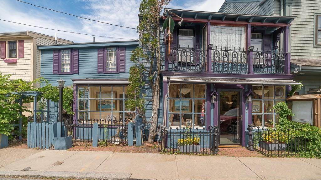 37 Rocky Neck Ave - Photo 1