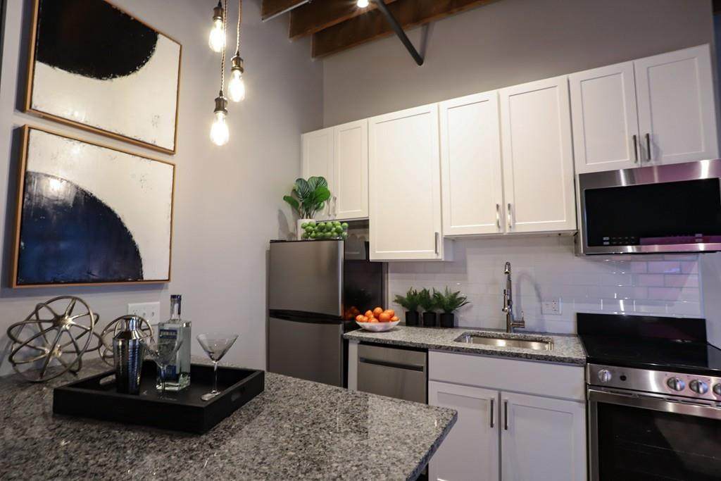 113 Broad Street - Photo 1