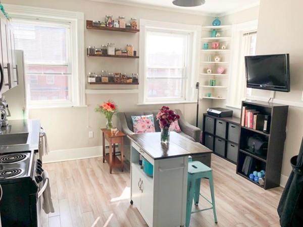 301 Newbury Street - Photo 1