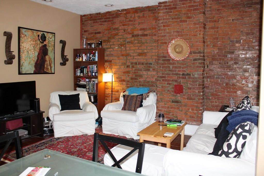 16 Isabella St - Photo 1