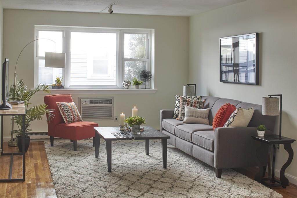 104 Trowbridge St - Photo 1