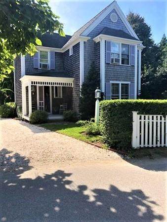 12 Curtis Ln - Photo 1