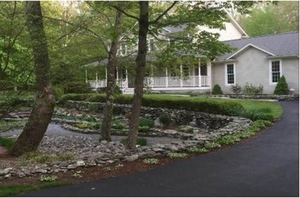 40 Robincrest Ct - Photo 1