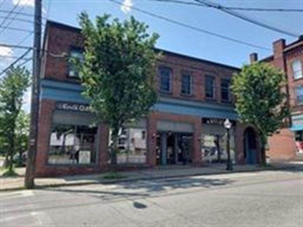 18-20 East Main St - Photo 1