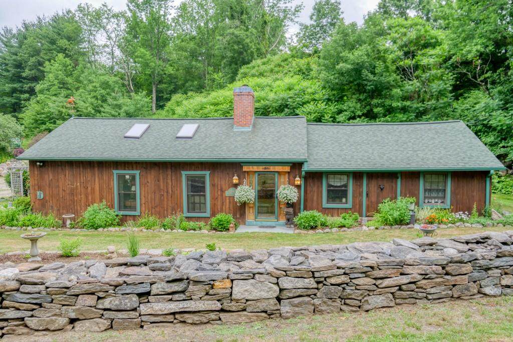 1542 Main Rd - Photo 1