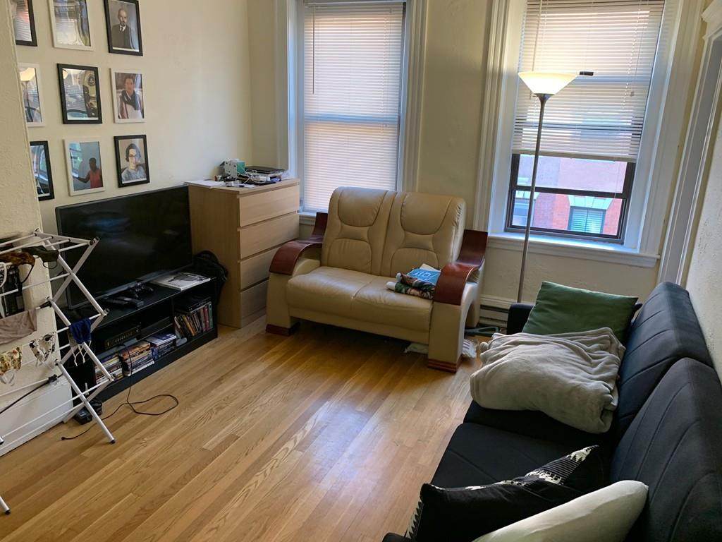 11 Grove - Photo 1