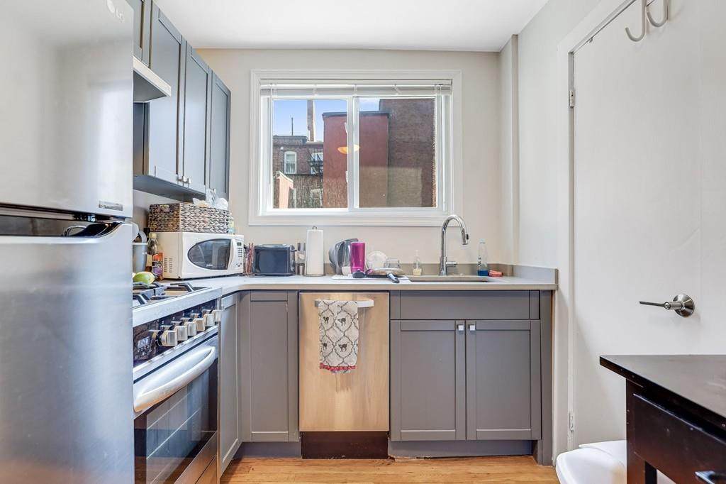 149 Endicott St (No Broker Fee) - Photo 1