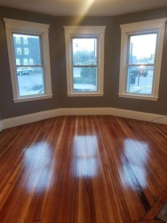 4 Roseclair - Photo 1