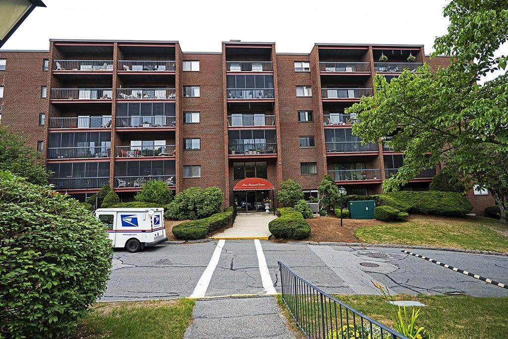 2 Summit Dr. - Photo 1