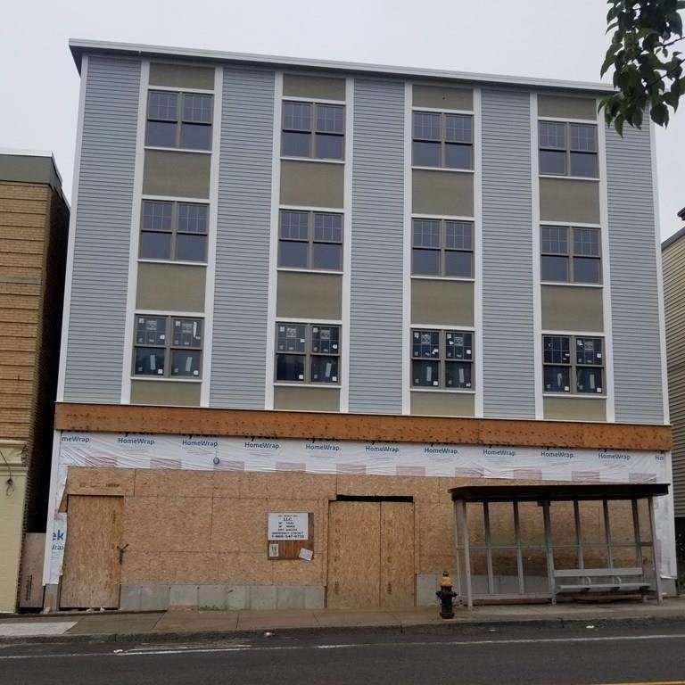 332 Talbot Ave - Photo 1