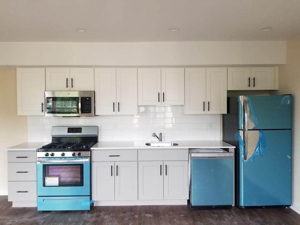 332 Talbot Ave - Photo 1