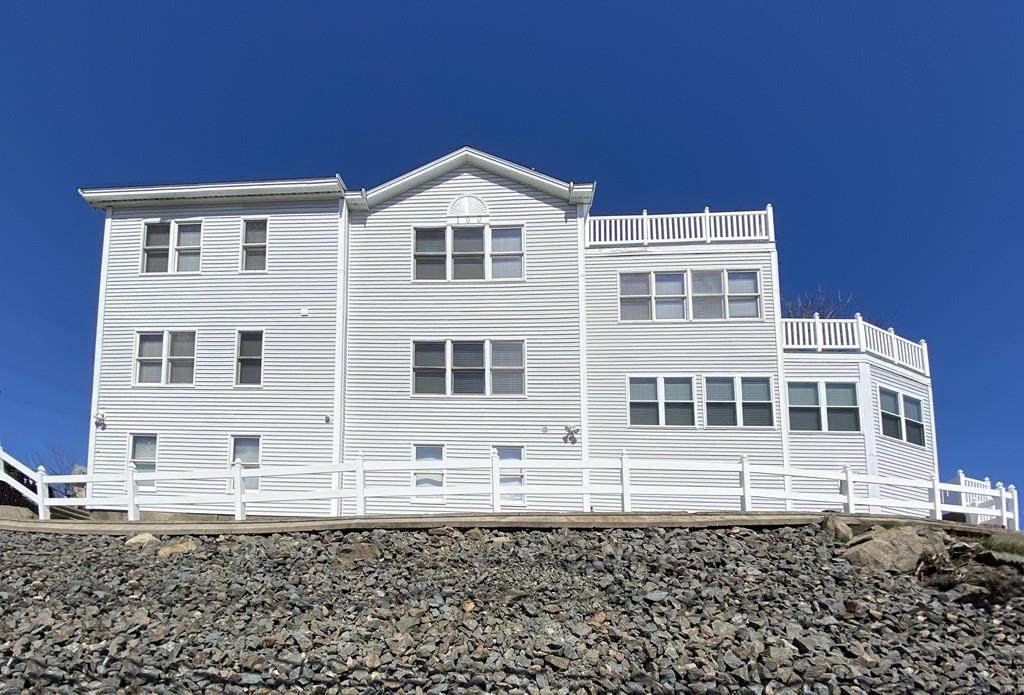 100 Ocean Avenue - Photo 1