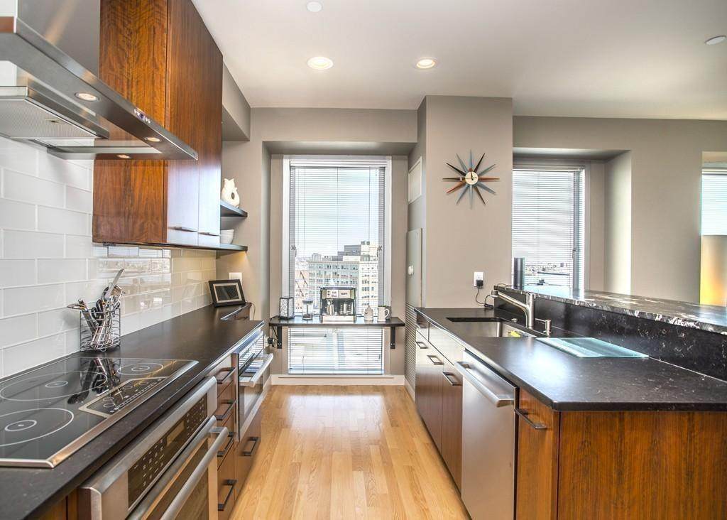 80 Broad St - Photo 1