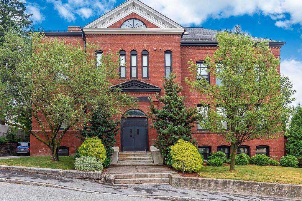 28 Adams St - Photo 1