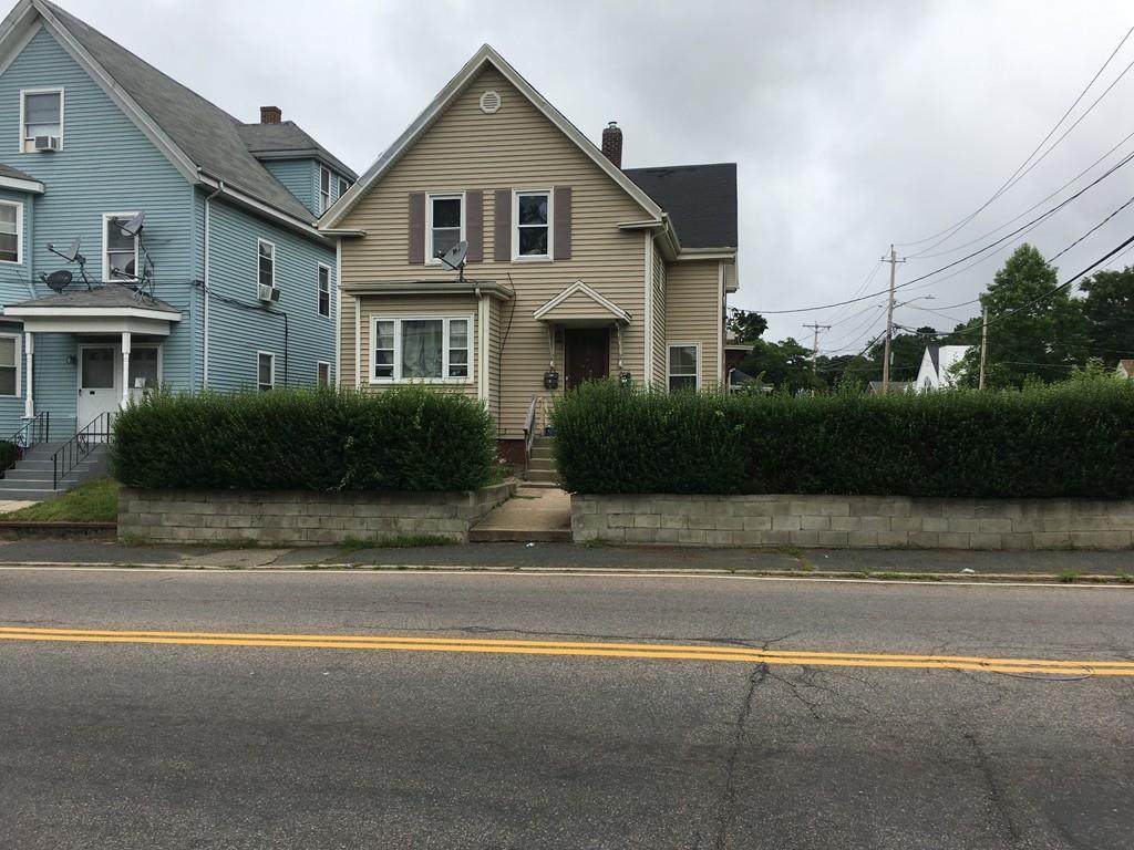 386 Crescent St - Photo 1