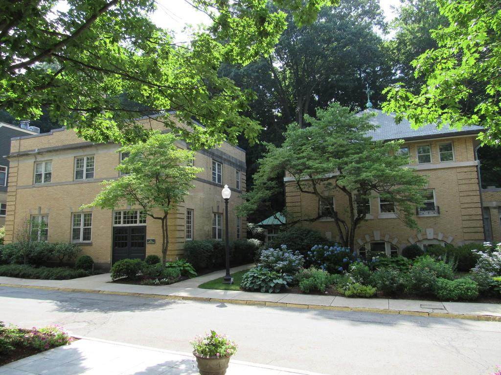 81 Glen Rd - Photo 1