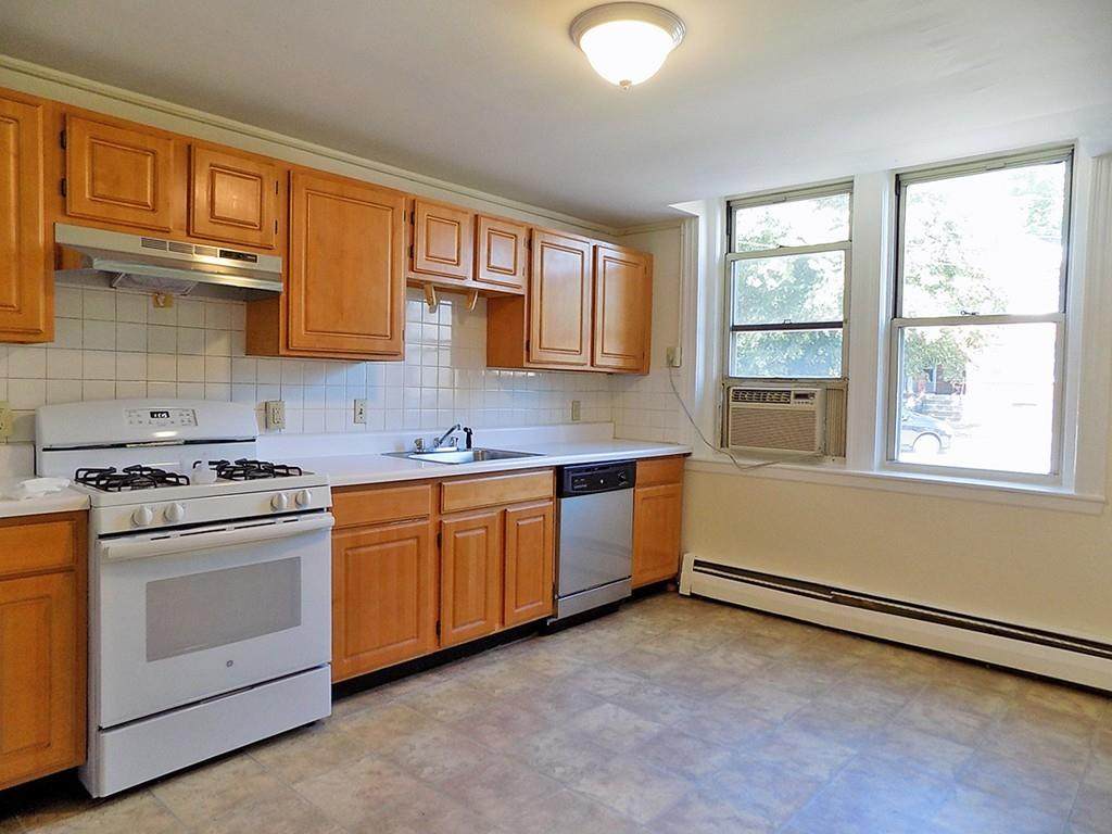 24 Colborne Rd - Photo 1