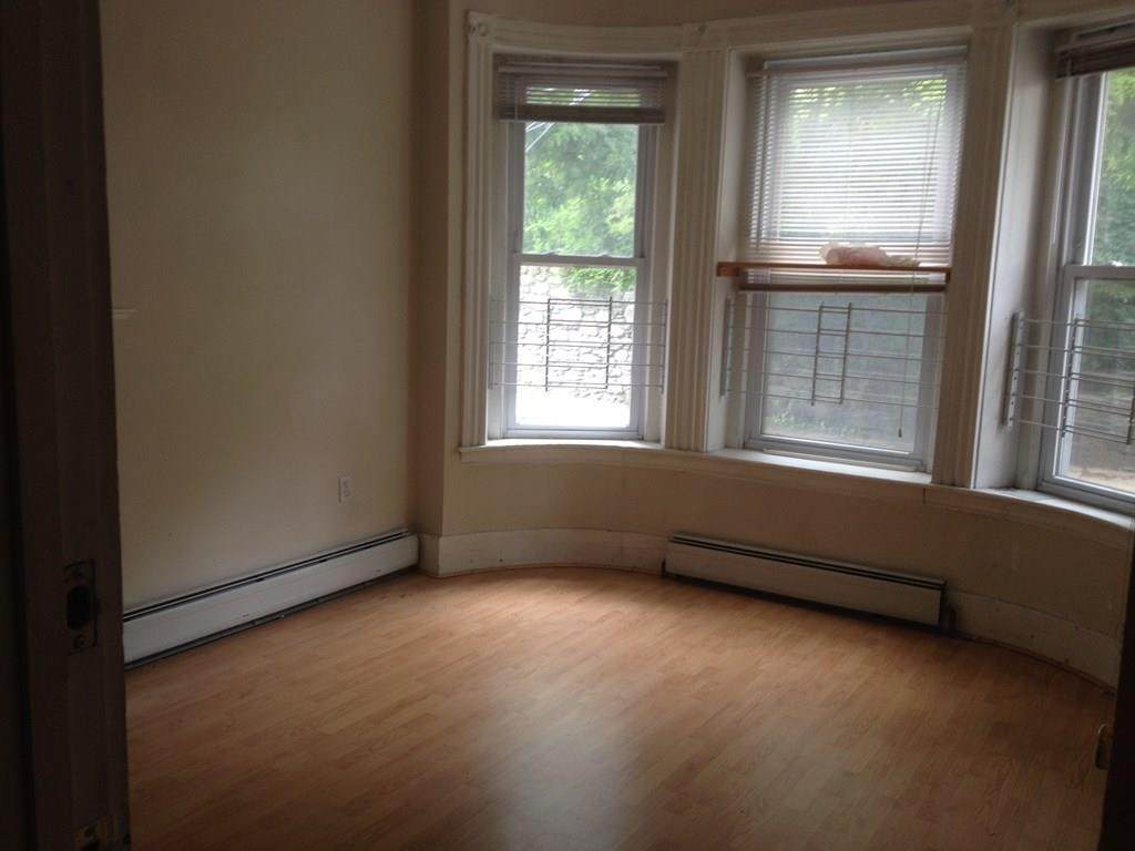 129 Cedar St - Photo 1