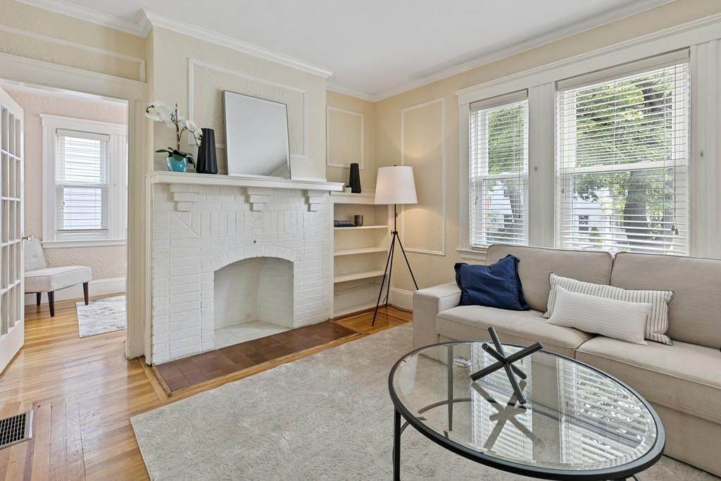 84 Lawton - Photo 1