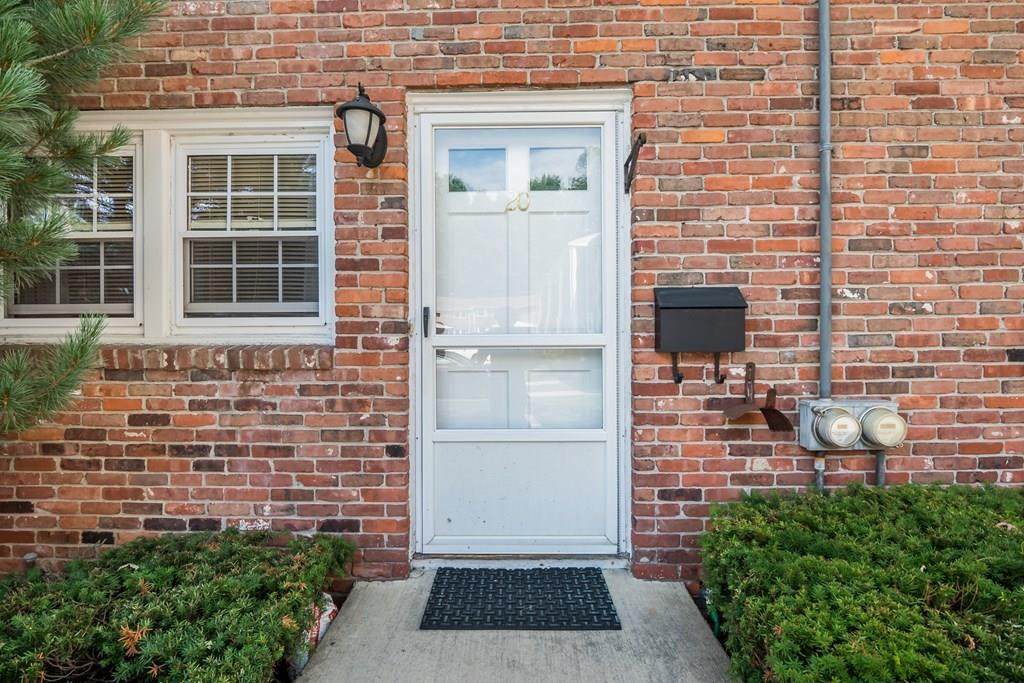 20 Regency Drive - Photo 1