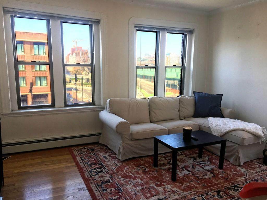 96 West Cedar - Photo 1