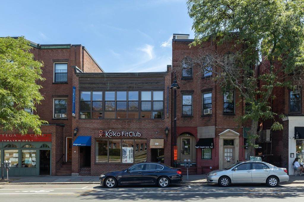 37 Harvard St. - Photo 1