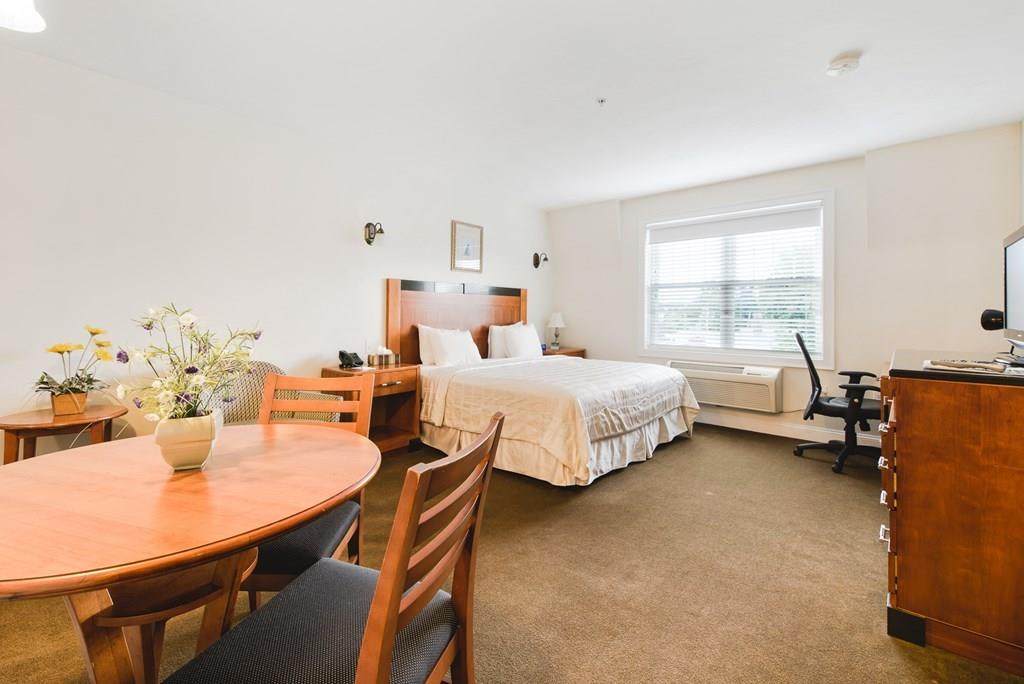 287 Crescent - Photo 1