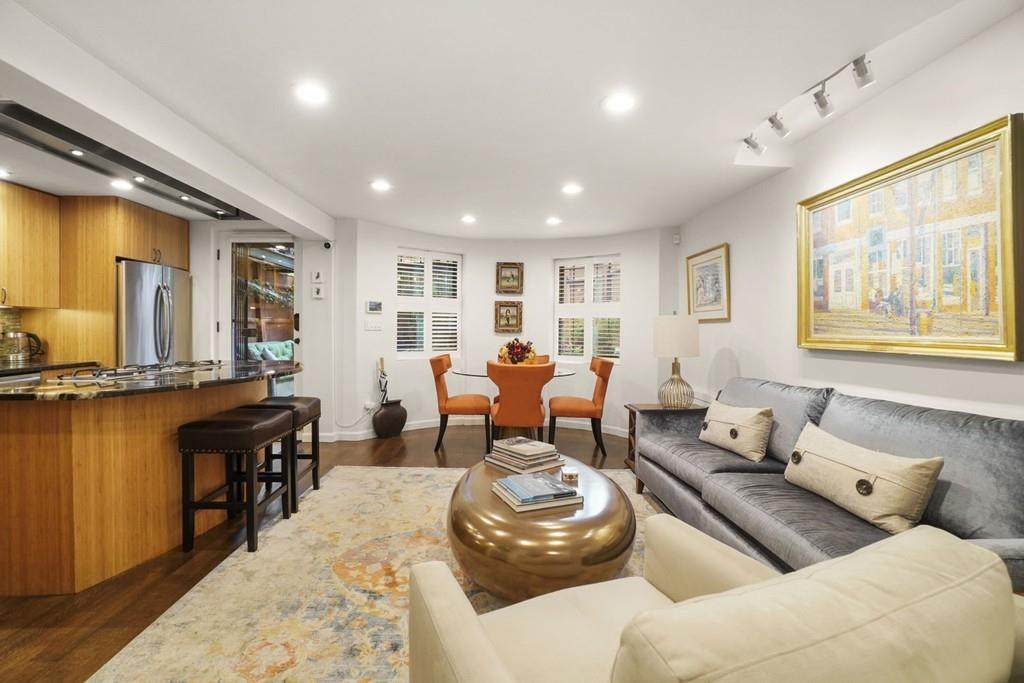 1-3 Claremont Park - Photo 1