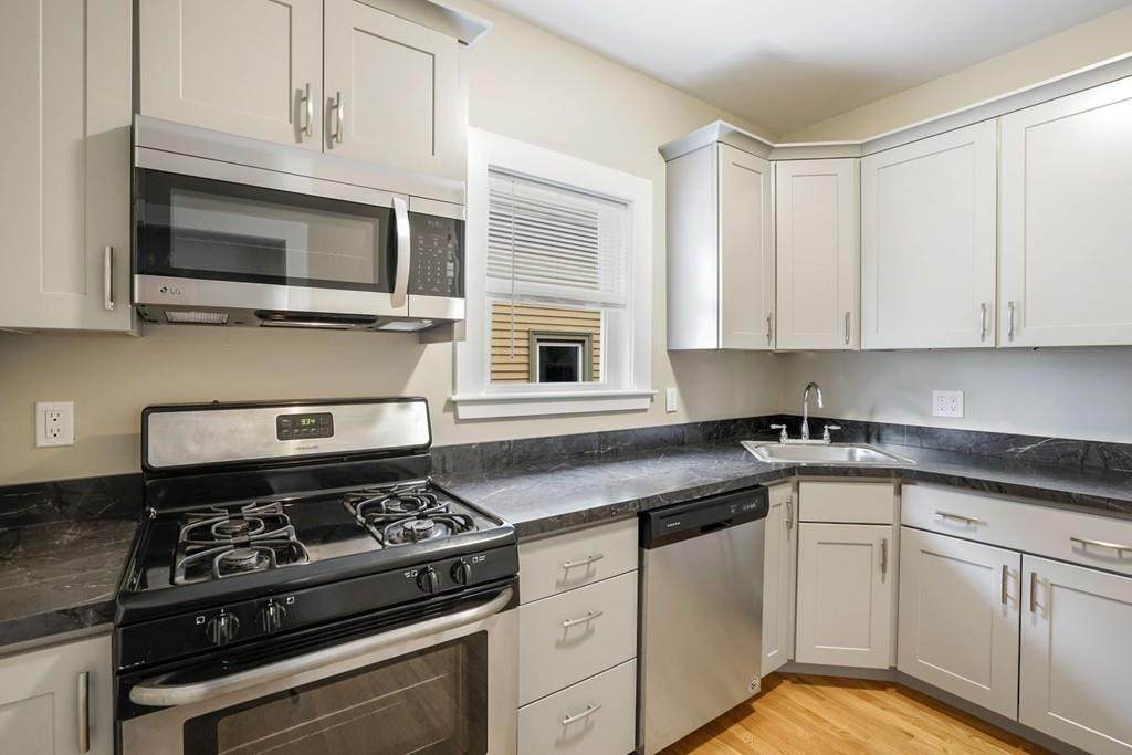 115 Dakota St - Photo 1