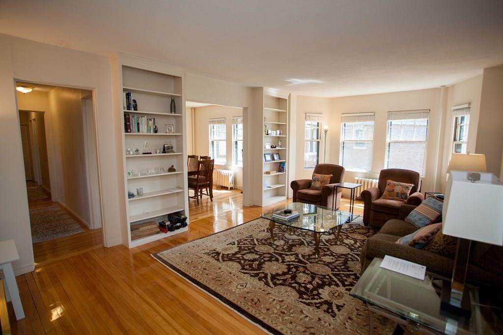 993 Memorial Drive - Photo 1