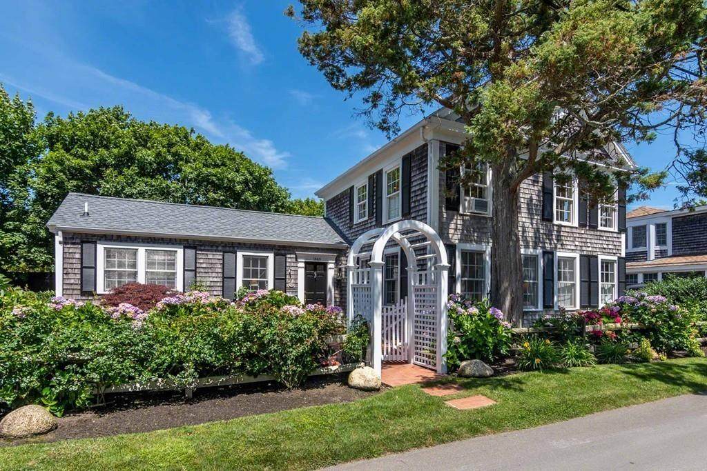 56 N Summer St - Photo 1