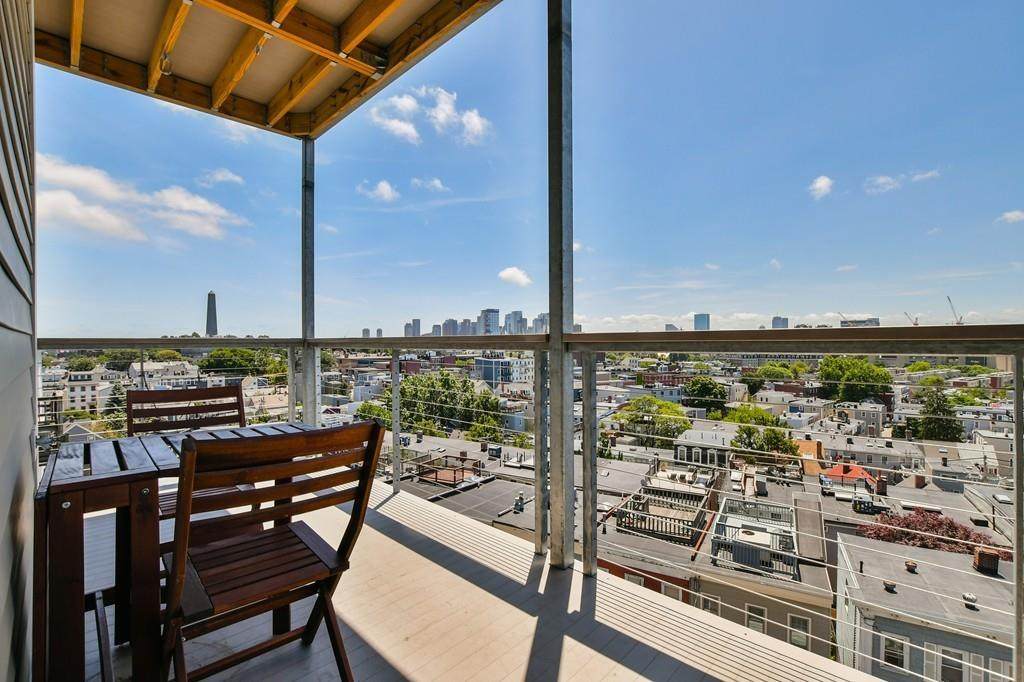 284 Bunker Hill St - Photo 1