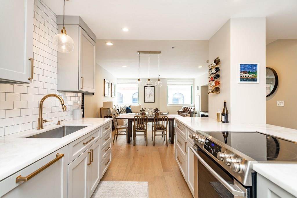234 Causeway St - Photo 1