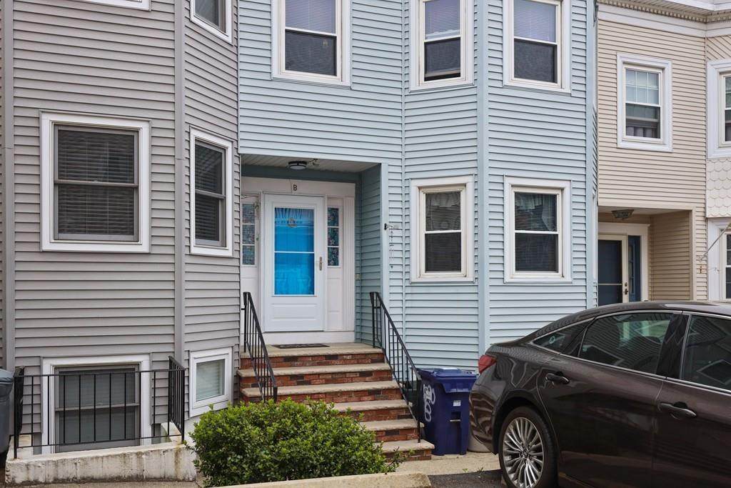 490-B E 7Th St - Photo 1