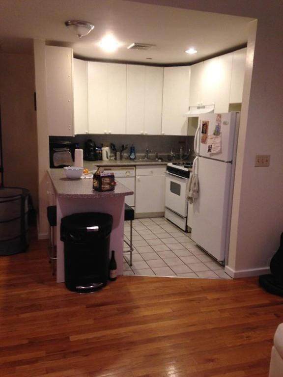 280 Newbury Street - Photo 1