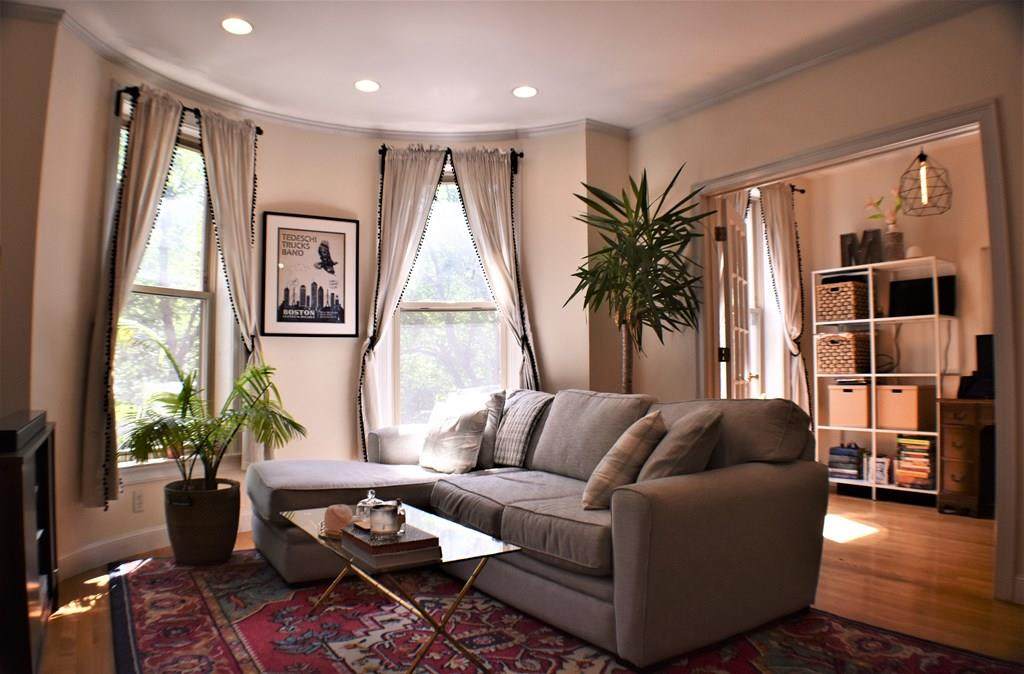11 Holyoke St. - Photo 1