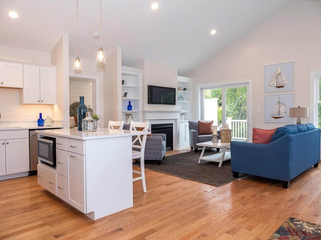 91 Newfield Street - Photo 1
