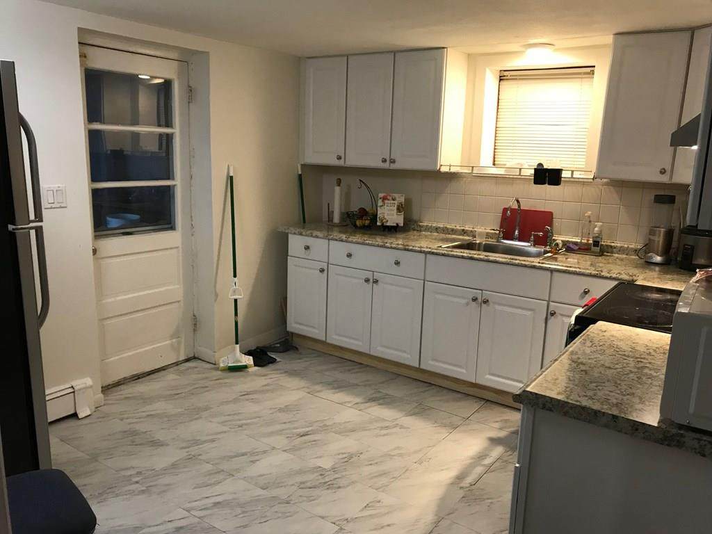 30 Hillside Ave - Photo 1