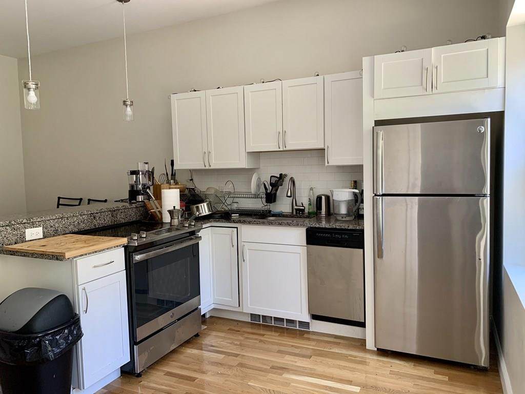 100 Tyler St. - Photo 1