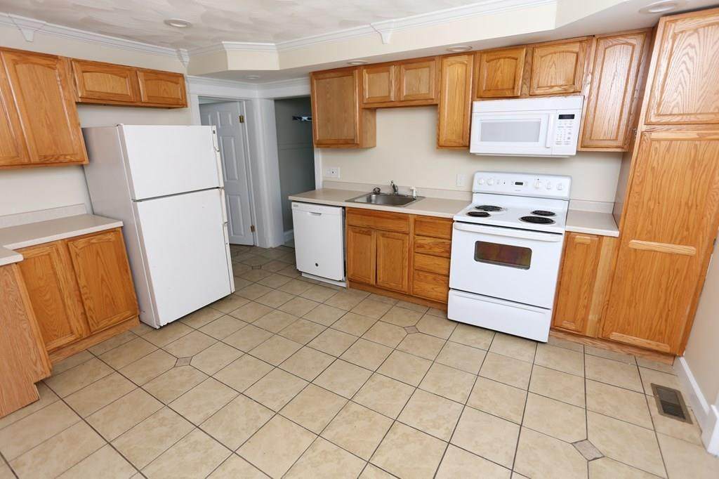 16 Grant St - Photo 1