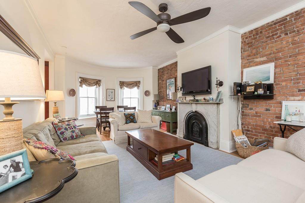 688 Tremont St - Photo 1