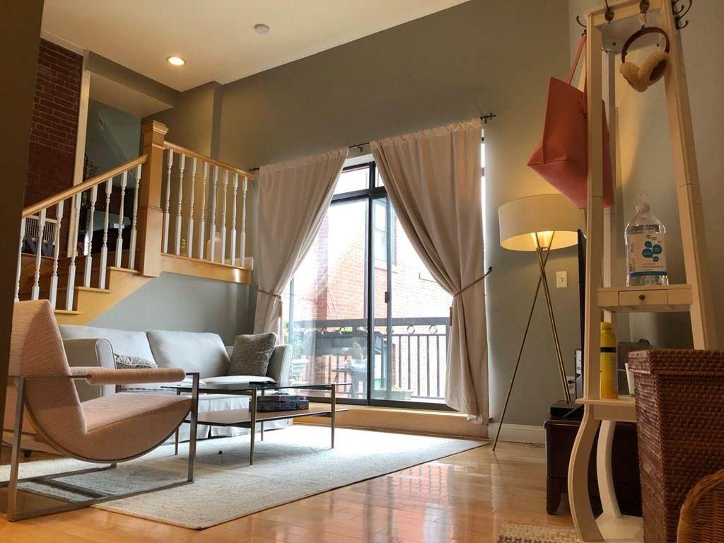 110 Cypress - Photo 1